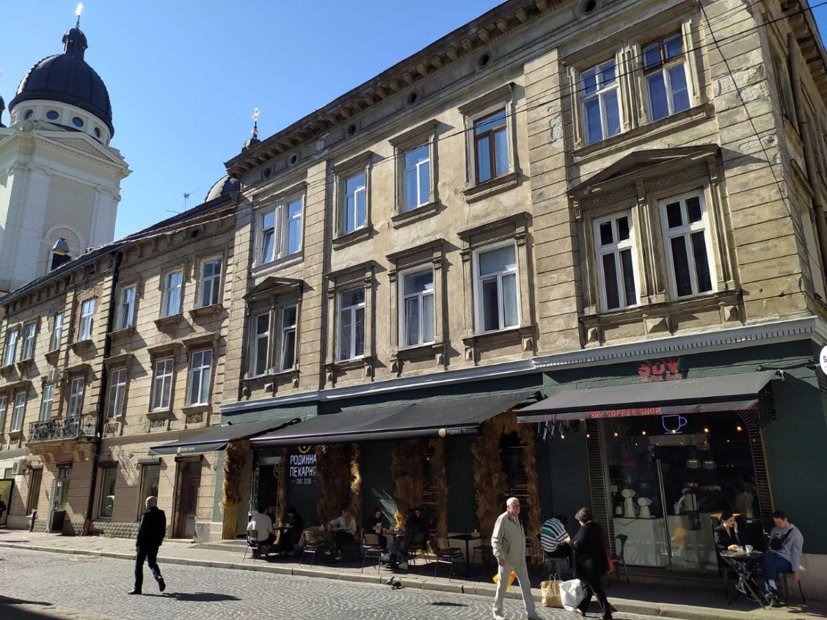 Apartment In The Centre Of 리비프 외부 사진