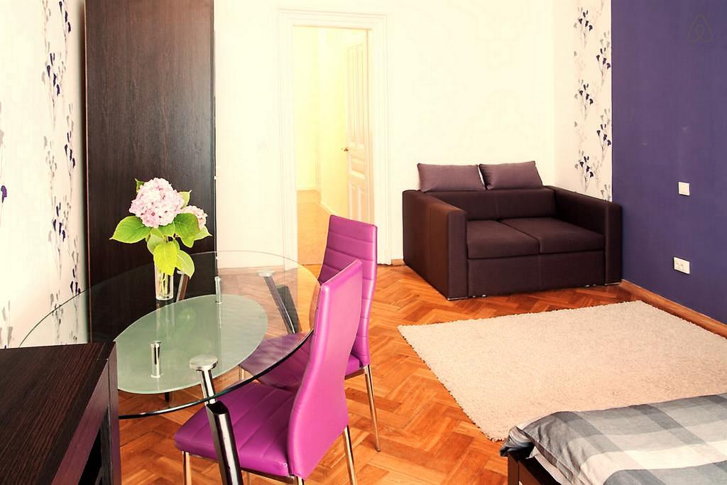 Apartment In The Centre Of 리비프 외부 사진