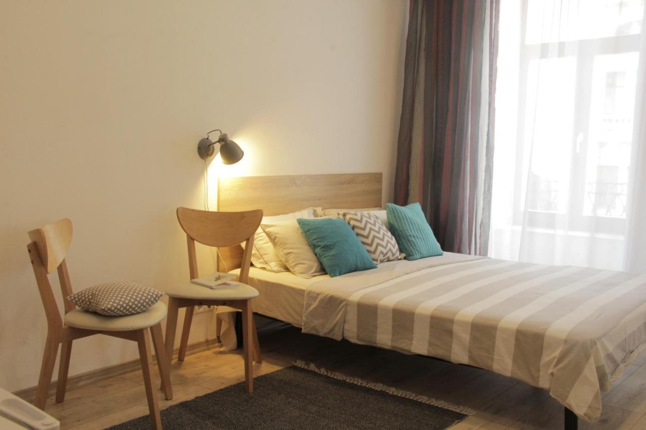 Apartment In The Centre Of 리비프 외부 사진
